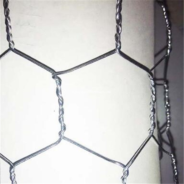 Malla de pollo de tela metálica hexagonal galvanizada recubierta de PVC